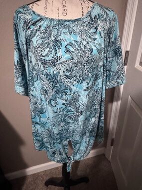 Light Blue Paisley Tie-Front Tunic Top